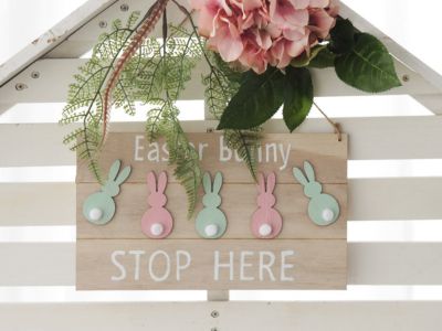 Easter Plaques & Signs